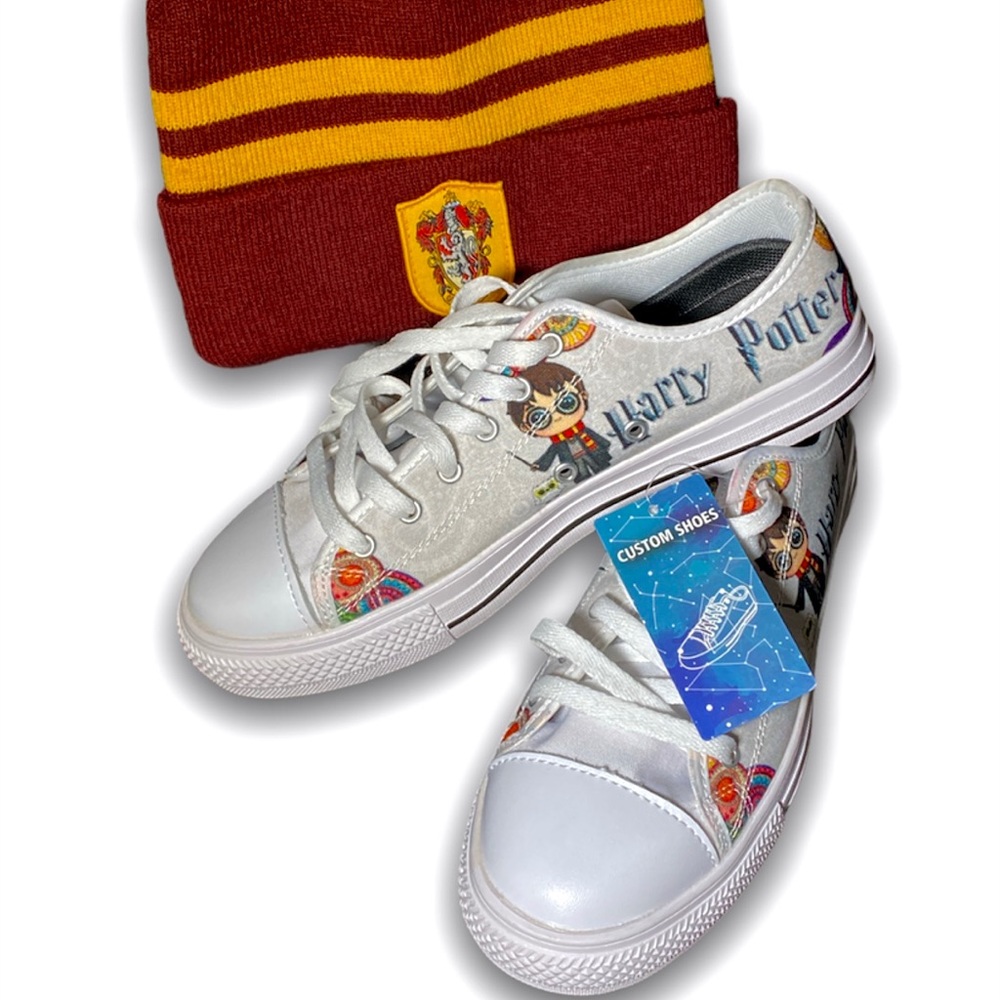 Harry Potter Canvas Shoes /Gryffindor Beanie Hat